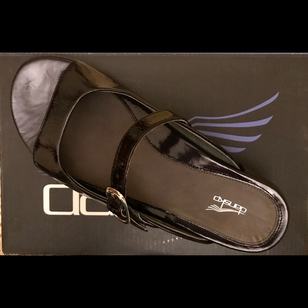 Dansko Black Leather Sandal Size 37